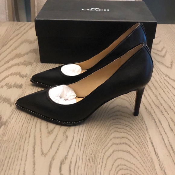 Coach Pumps - Picture 4 of 4
